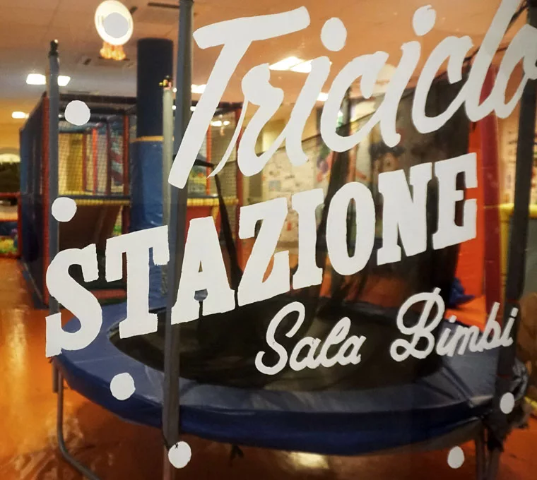 Ciclostazione Frattini - Ristorante per bambini sala giochi