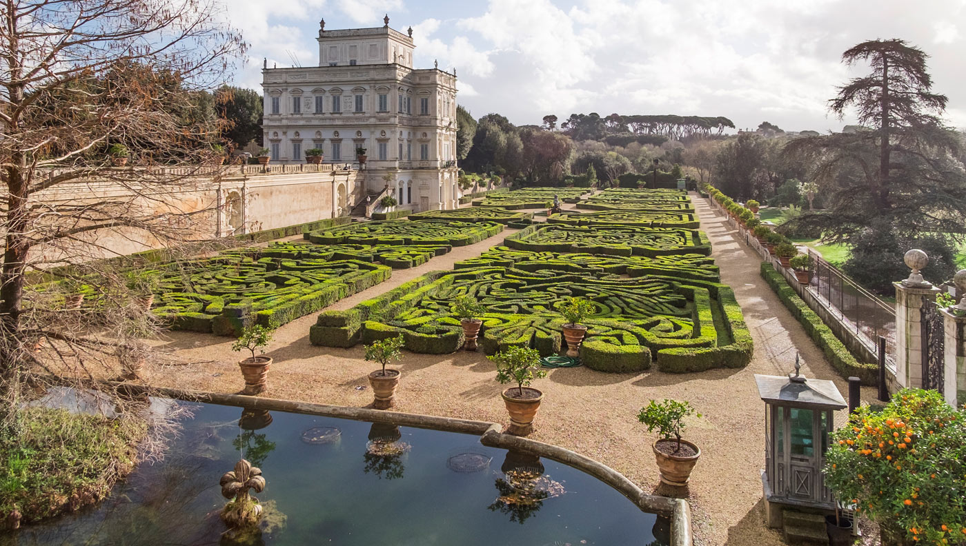 Bellissima vista di Villa Pamphili e i suoi giardini a Roma