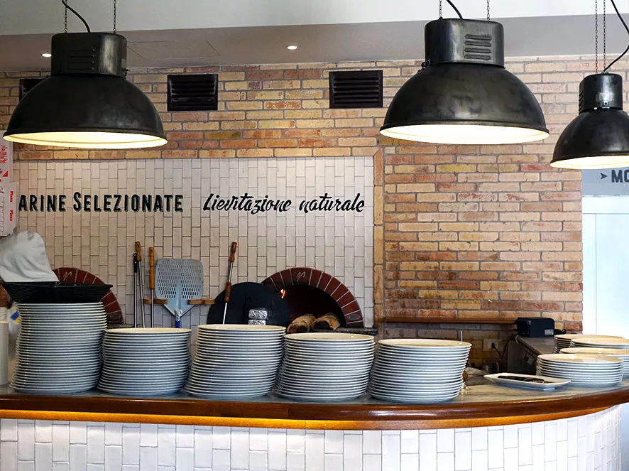 pizzeria forno a legna